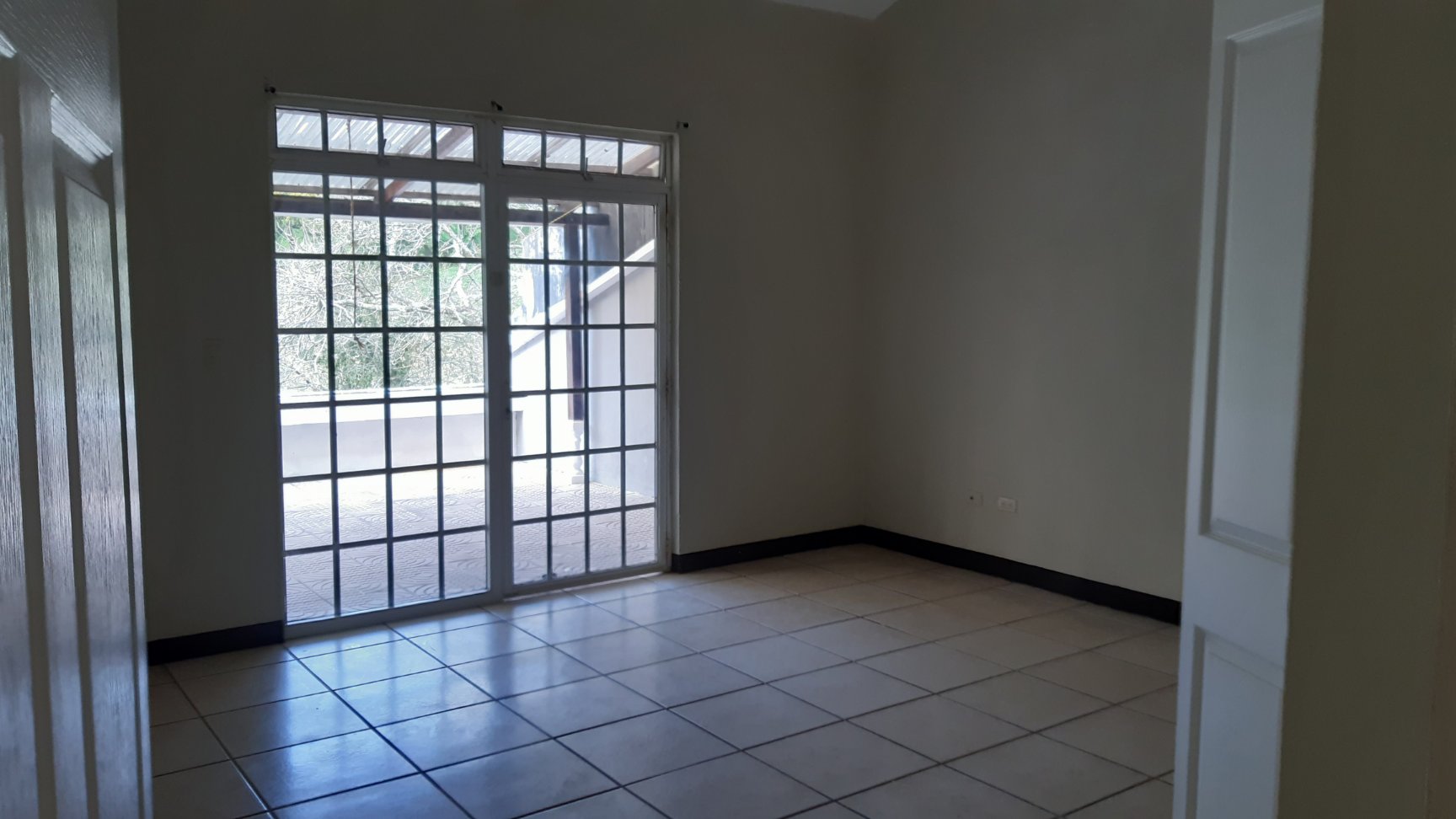 3 habitaciones 3 baños Casa