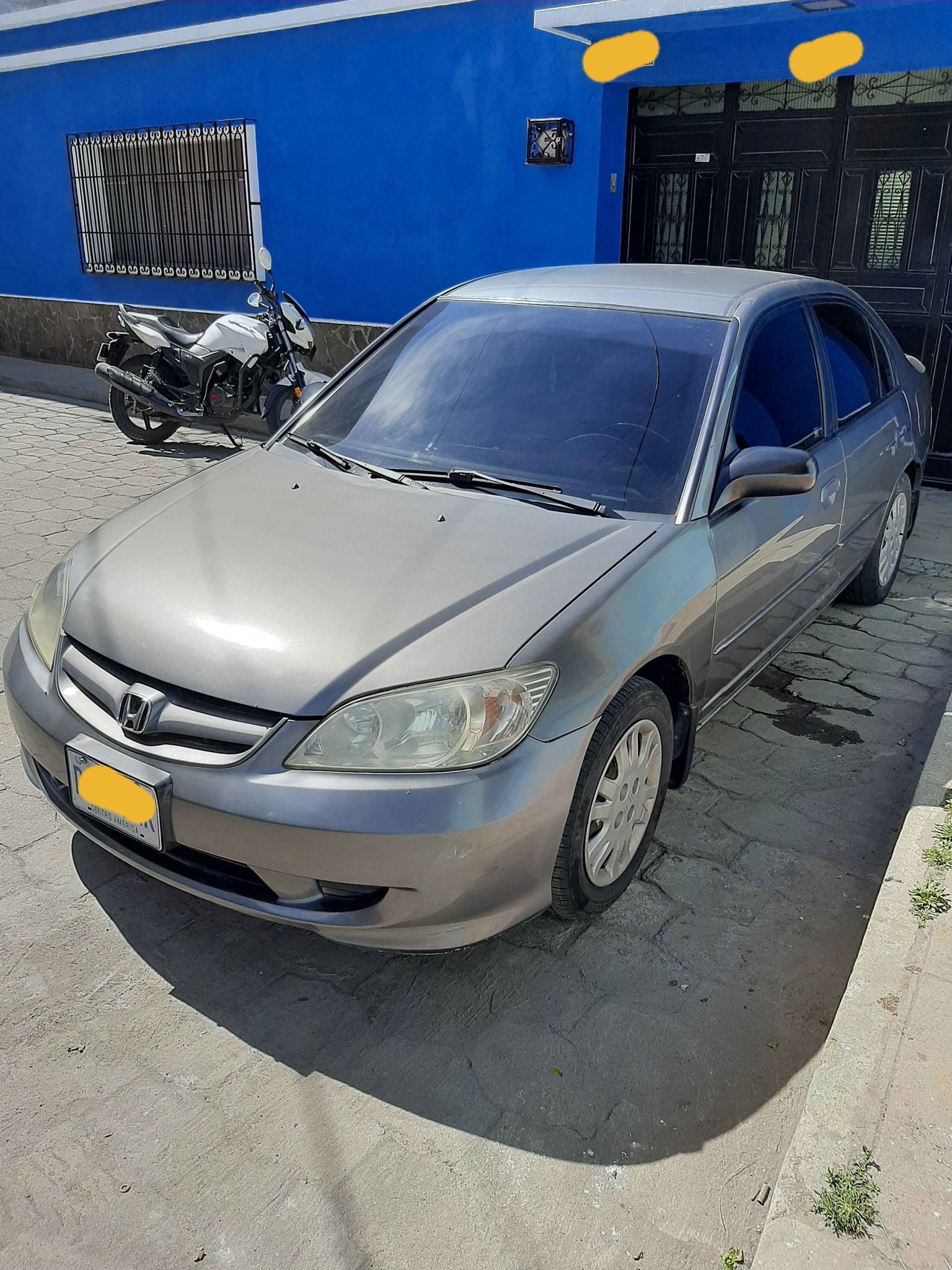 2004 Mazda 2004
