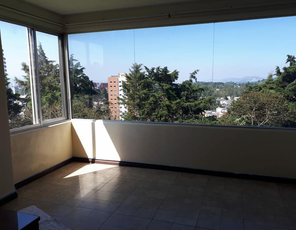 ALQUILO AMPLIO Y HERMOSO APARTAMENTO EN ZONA 15
Cerca del trebol de Vista Hermosa