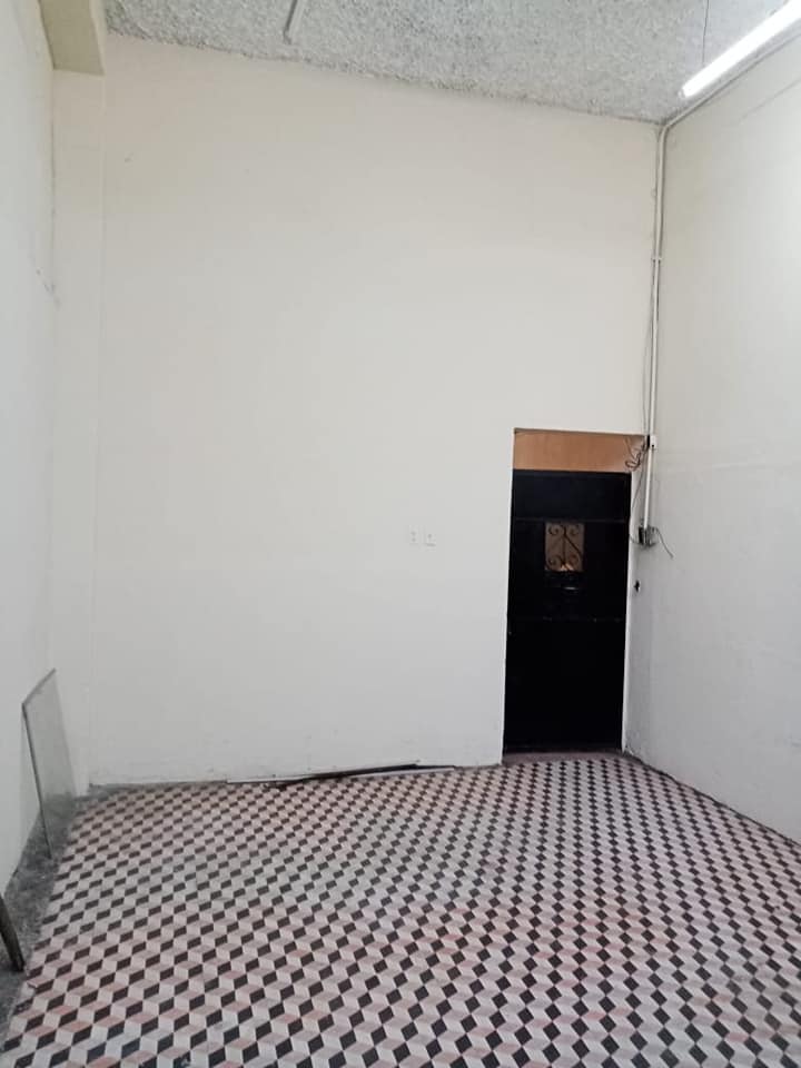 (+1). *Código A26/ 1488*
*Rento Local comercial en plena Calzada San Juan*
PRECIO Q 5,000