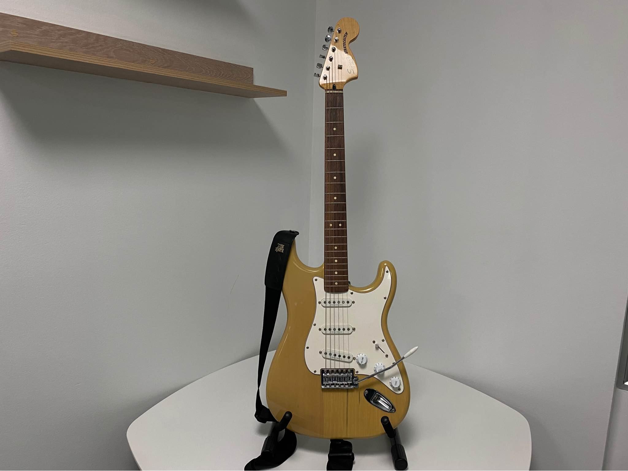 Fender squier stratocaster GANGA!!