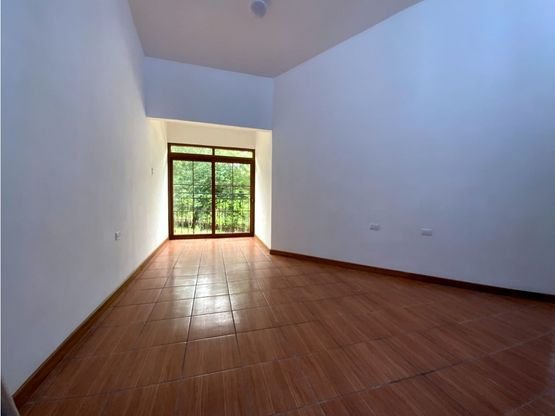 4 habitaciones 3 baños Casa