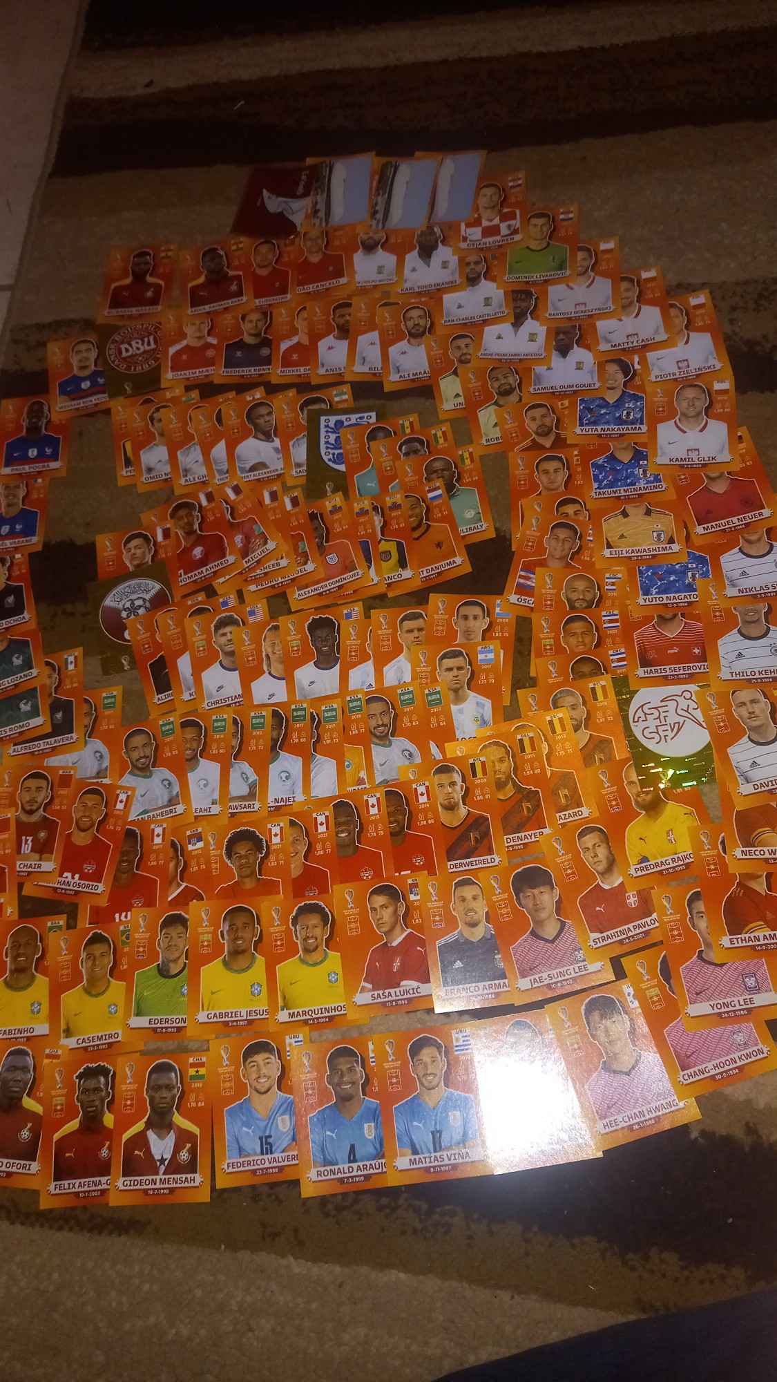 127 estampas de qatar