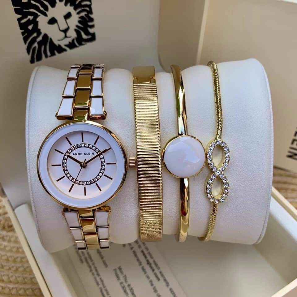 Anne Klein