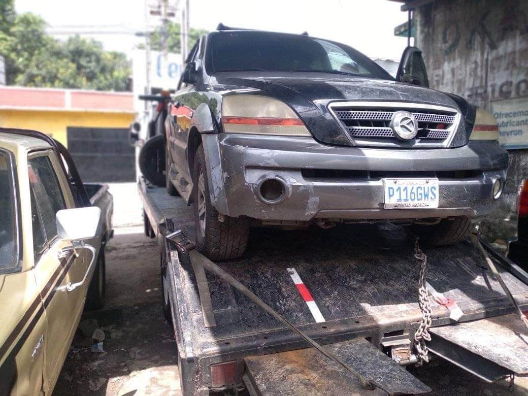 2005 Hino 98 Cupe
