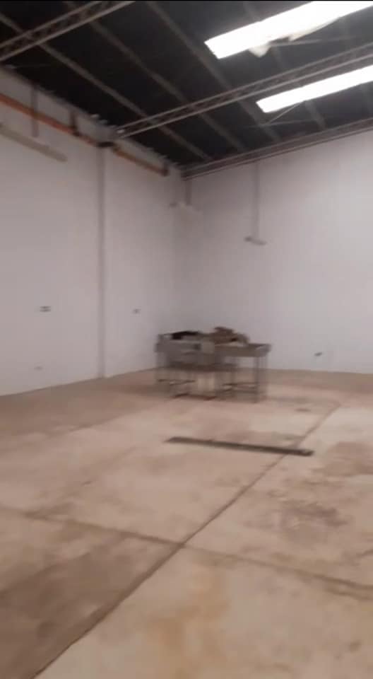 Alquiler Bodega en Villa Nueva con cuartos Frios