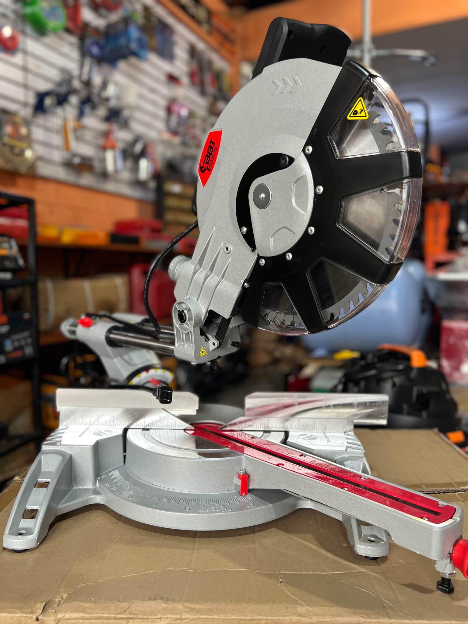 SIERRA DE INGLETE TELESCOPICA 12” BBT