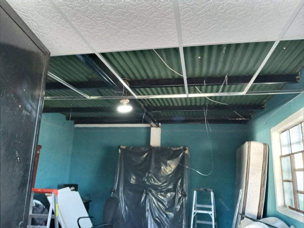 INSTALACION DE CIELO FALSO DE DUROPORT
 55 EL METRO CUADRADO INCLUYE MATERIAL Y