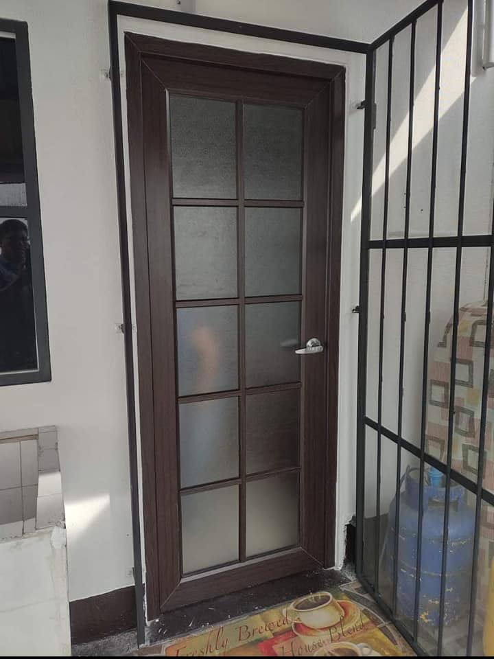 FABRICAMOS VENTANAS Y PUERTAS DE UPVC y MUCHO MAS  HAZ TU COTIZACION SIN NINGÚN