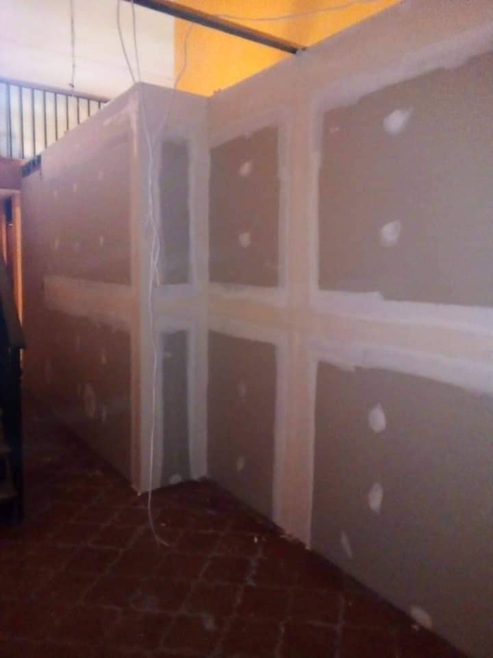 Remodelamls con material de tabla yeso cielos falsos pintura etc ESTAMOS DISPONI