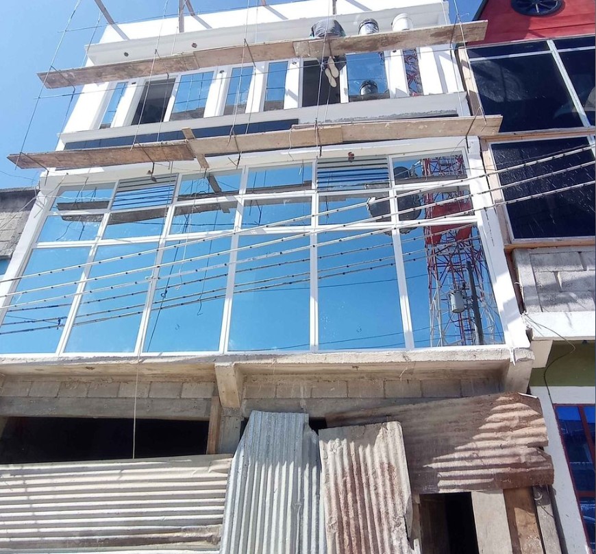 FABRICAMOS VENTANAS Y PUERTAS DE UPVC y MUCHO MAS  HAZ TU COTIZACION SIN NINGÚN