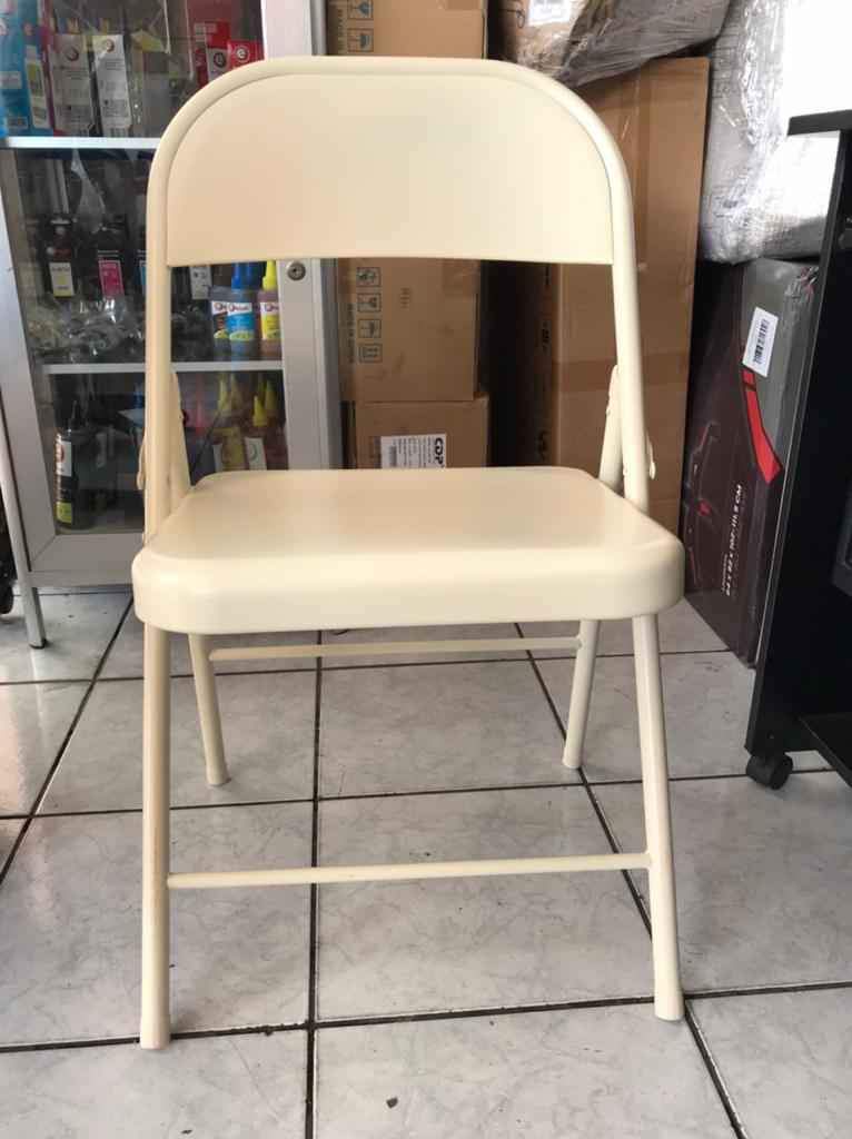 Silla de metal plegables 
 Por Q149.00 cada unidad  Agreganos WhatsApp 47212113