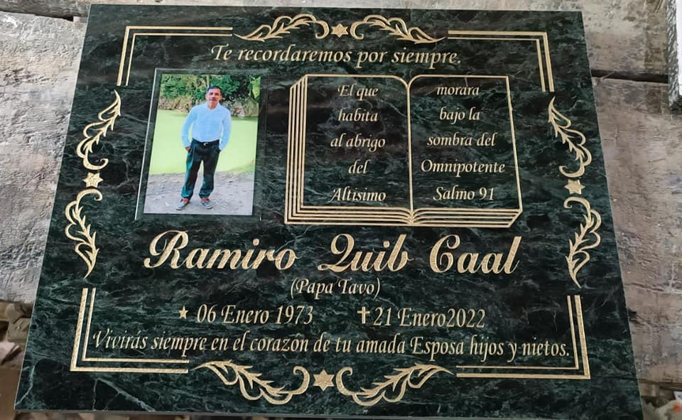 Estoy a la orden con la elaboración de lápidas de marmol verde, mármol blanco, g