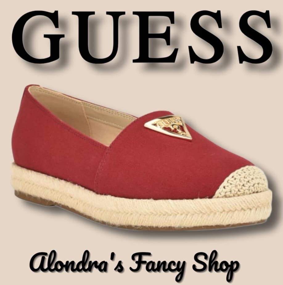 Hermosas Flats GUESS  Bajo Pedido  Tallas disponibles en cada imagen 

 Artículo