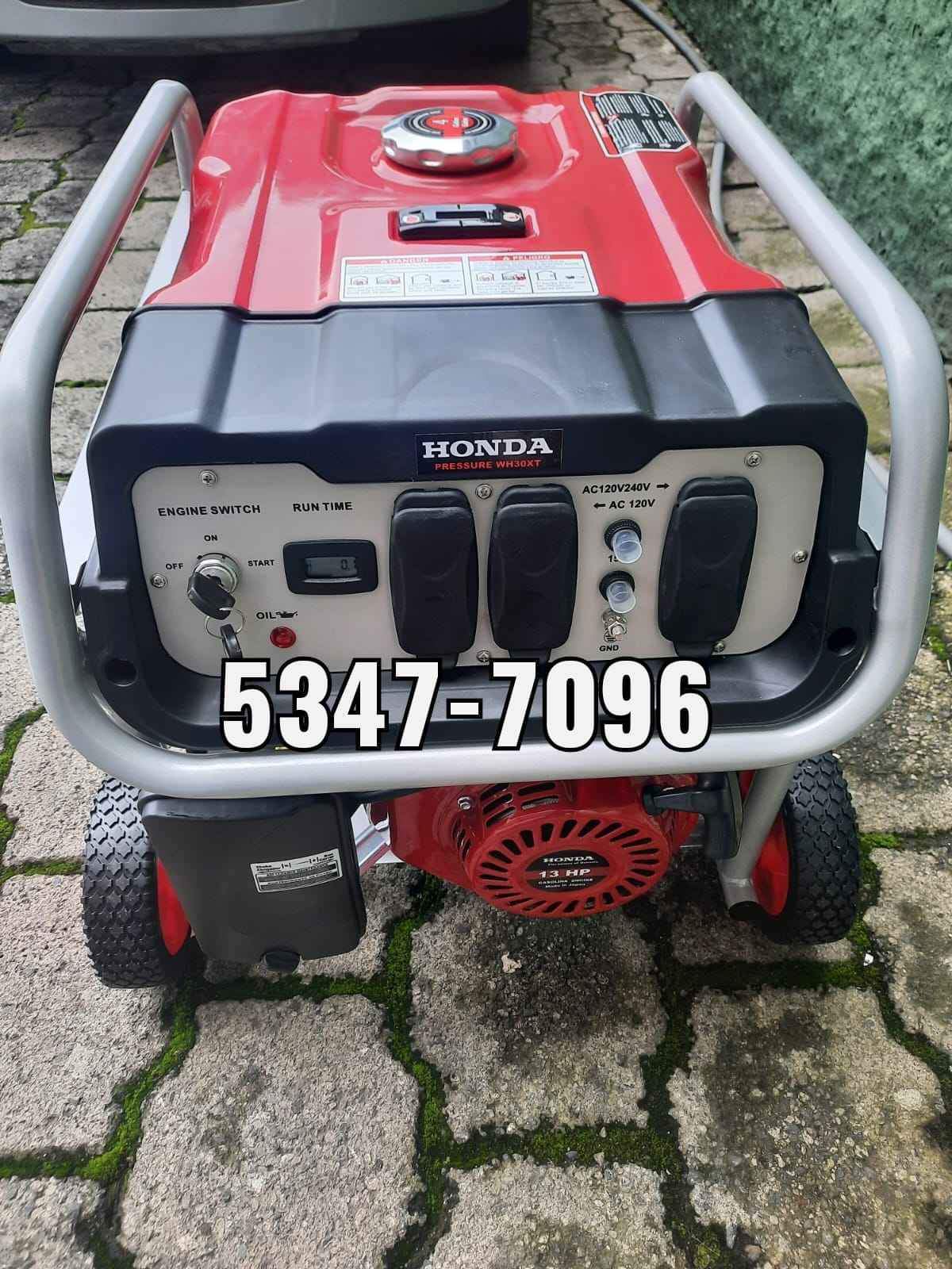Agroindustria 
 Generador de energía Honda 
 Chapeadoras, 
 Motosierra,
  bombas