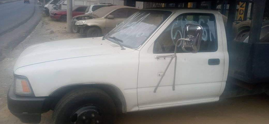 Vendo picop para el trabajo duro, automático, papeles en orden, mayor informació