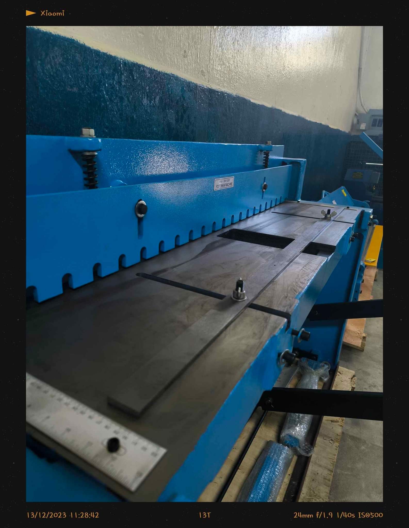 Gran Oferta de Fin de Año   Guillotina de pedal de 4 pies de  
         largo