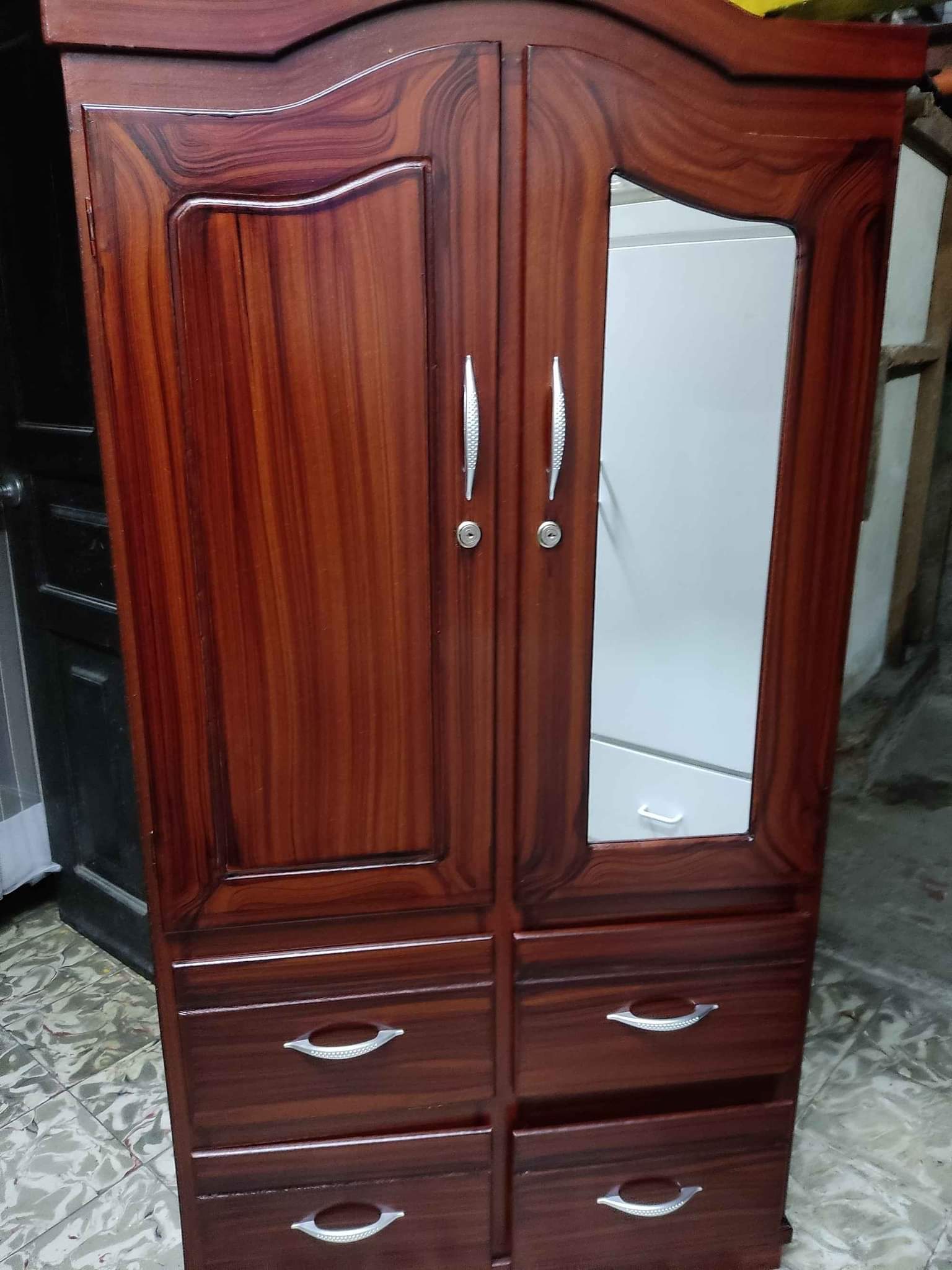 Vendo roperos de dos cuerpos oscuros y claros de MDF-Pleibo a precios de fabrica