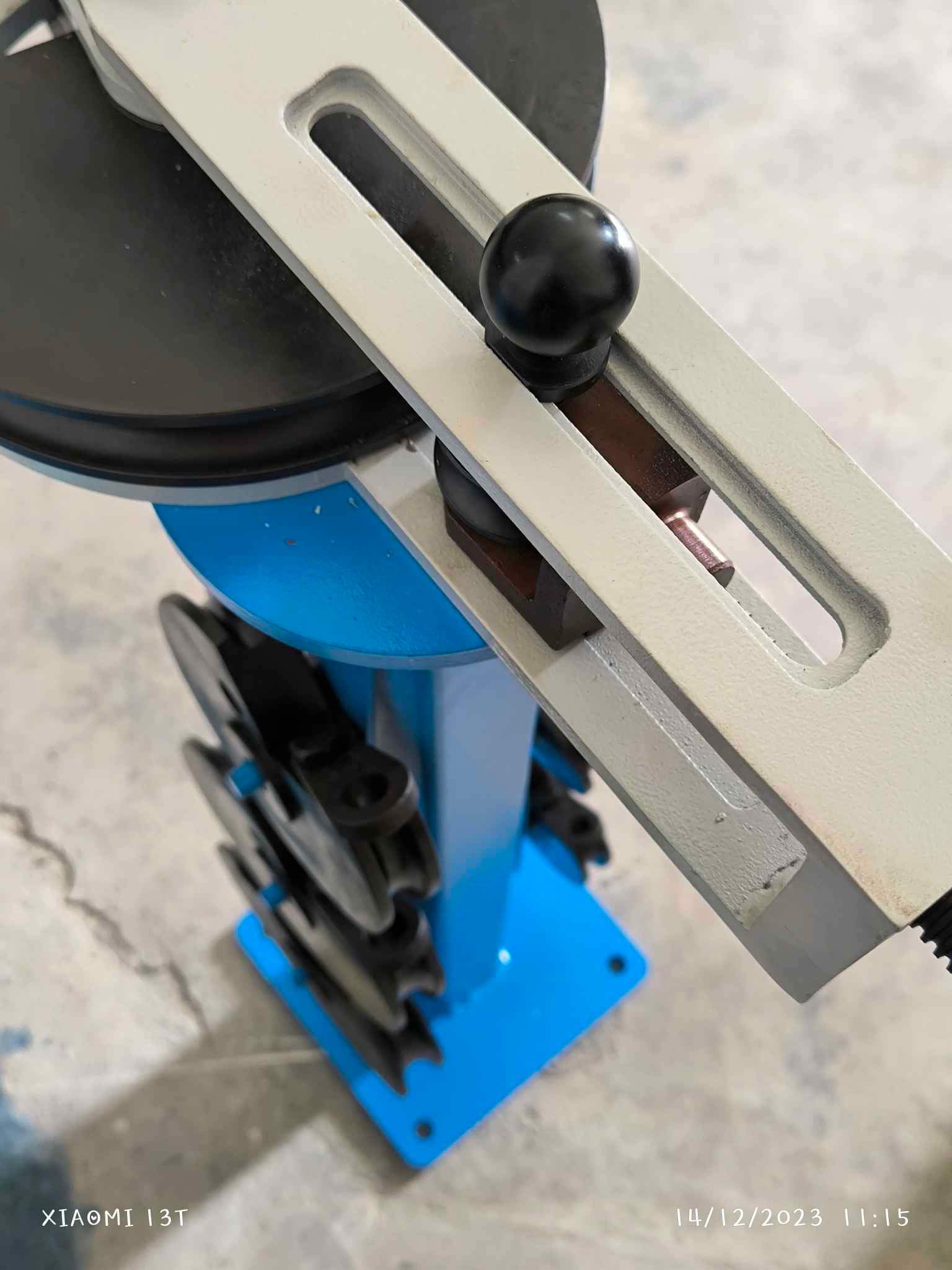 Dobladora de tubo  
          Circular tipo Manual   Diámetro de tubo de 1/2" a