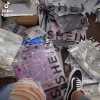 Quieres generar  más ingresos 
Esta es tu oportunidad 

Shein, calzado primium