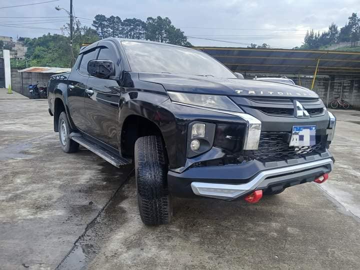 MITSUBISHI L200 2021
MECANICO 4X4
DETALLES ESTETICOS
VEALO SIN COMPROMISO
TURBO