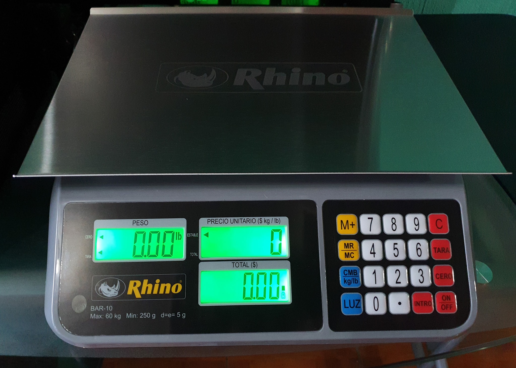 Nos ponemos a su disposición con amplia variedad de Basculas y balanzas en acero