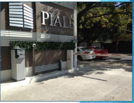 ALQUILO OFICINA EN ZONA 10 EN EXCLUSIVO EDIFICIO PIALE DE 6 AMBIENTES AMPLIOS
 P