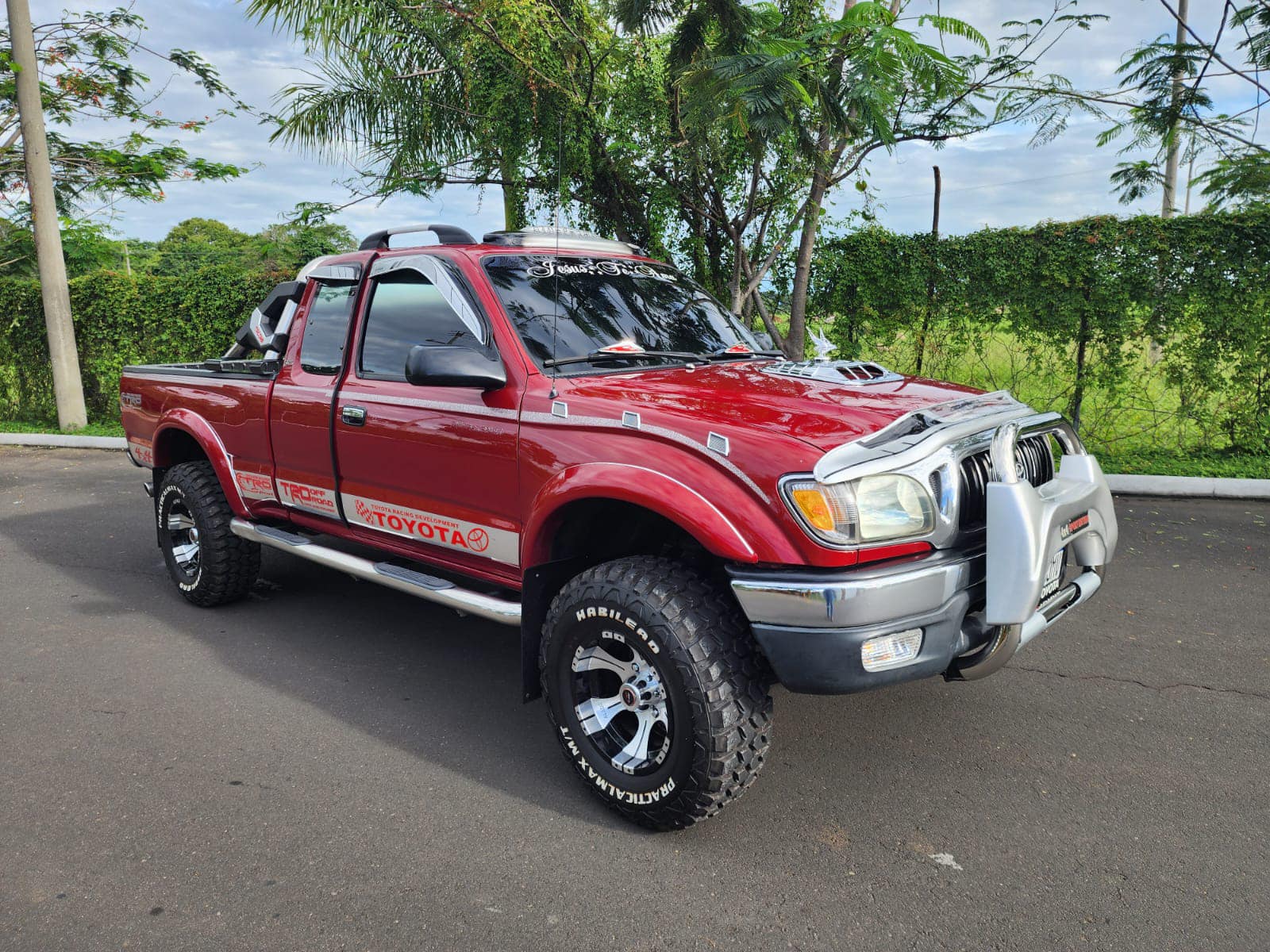 GANGA 
TOYOTA TACOMA SR5 
MODELO 2002
RECIÉN INGRESADO 
MECÁNICO  4x4 
EXTRACAB