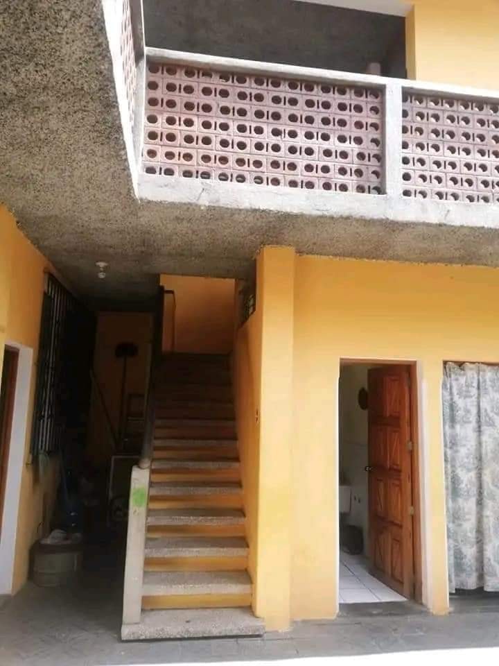 casa en renta y venta  en Antigua  Guatemala
Cerca del Centro Comercial Telares