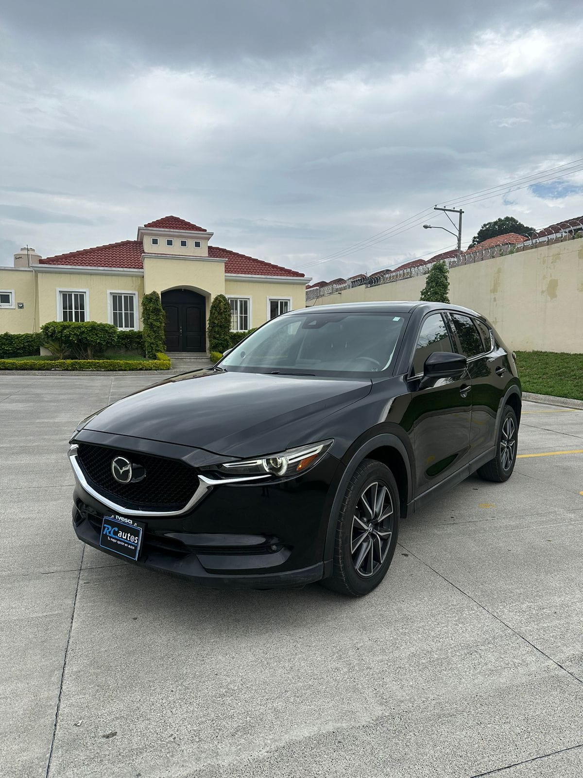 NUEVO PRECIO DE VENTA
Q127,990.00
MAZDA CX5 MODELO 2018 GRAND TOURING

No arries
