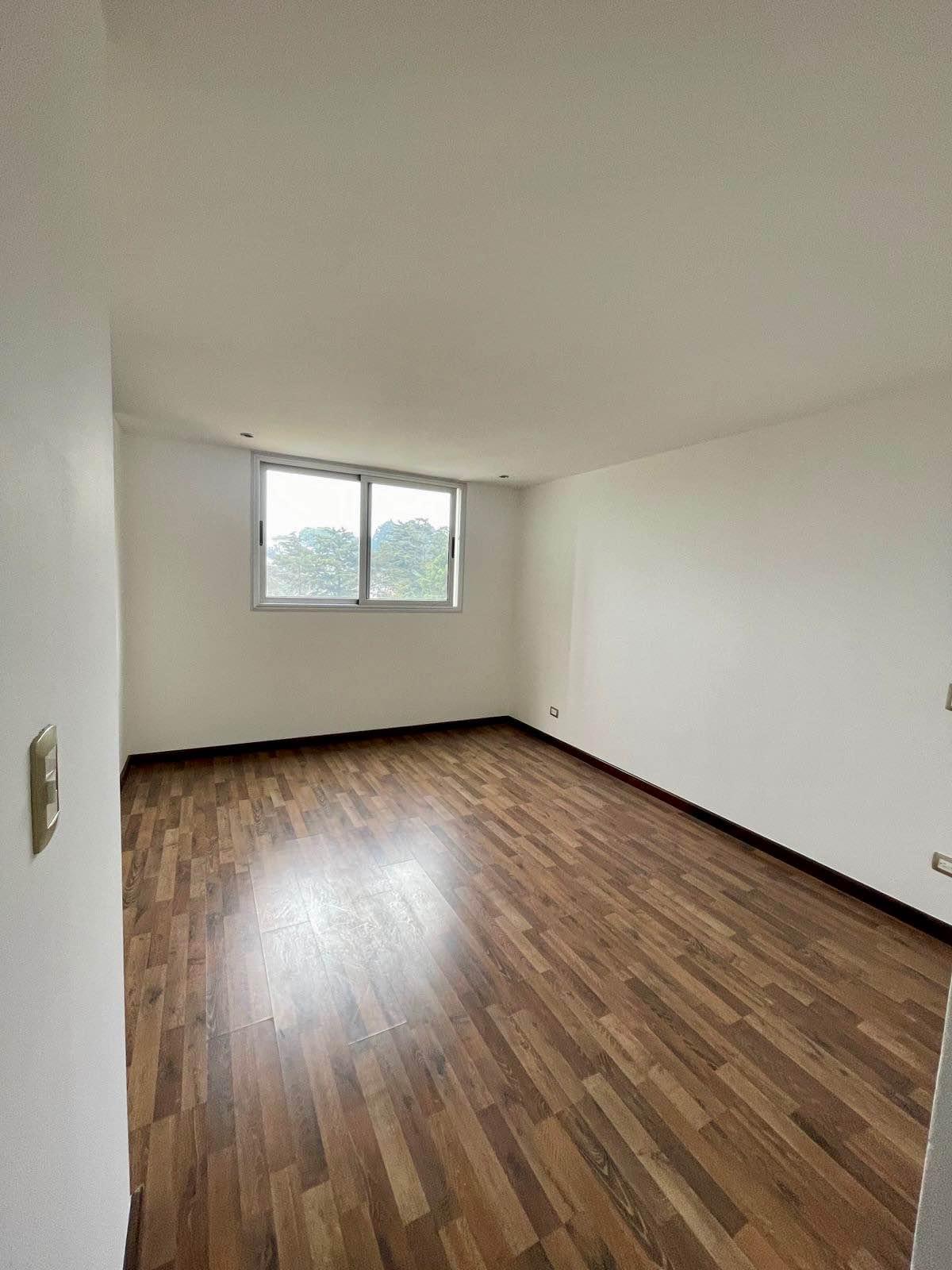 Km. 16.5 Carretera a Piedra Parada • Apartamento en venta • Edificio Metropolita