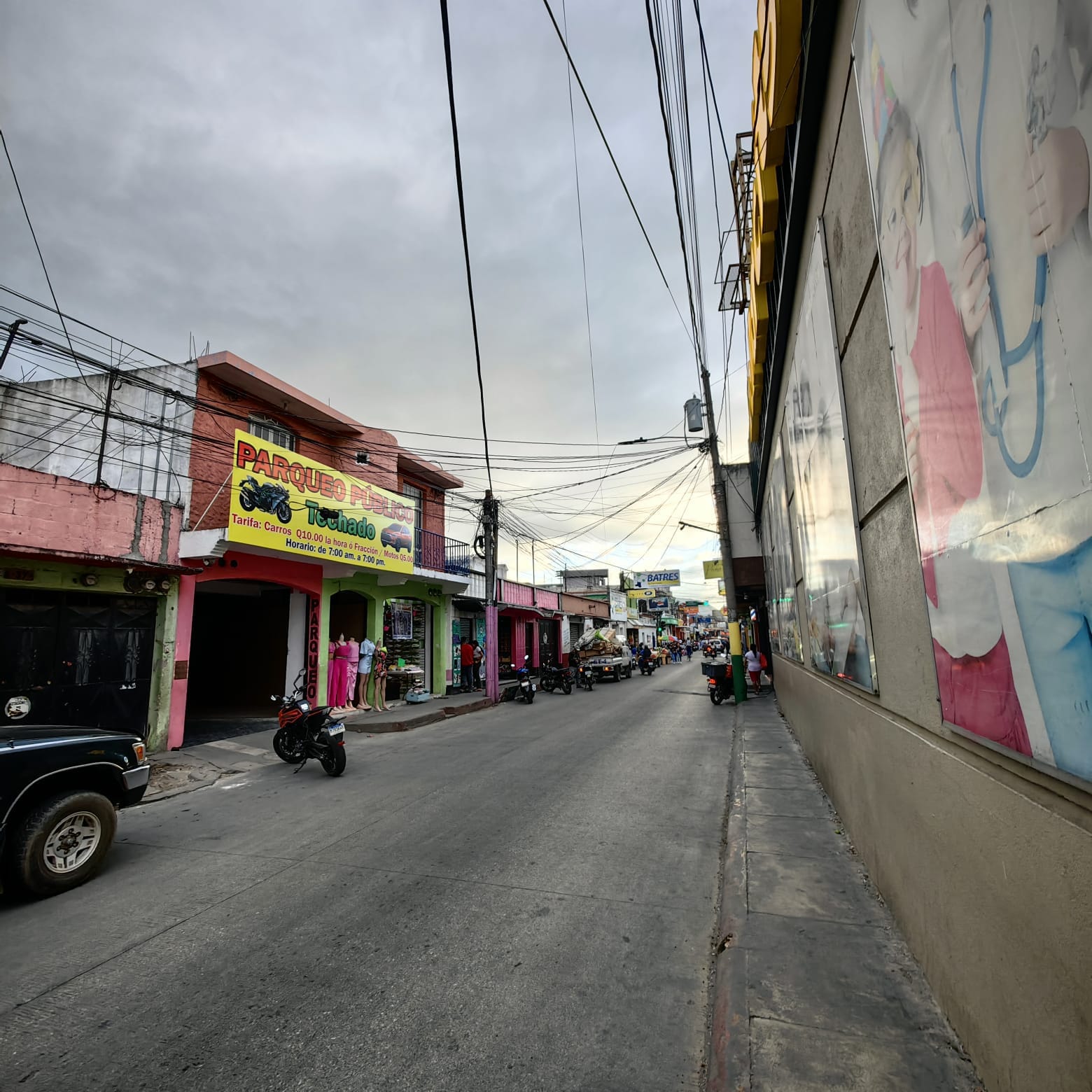 Excelente oportunidad de amplio local/bodega en estrategica y visible ubicación.