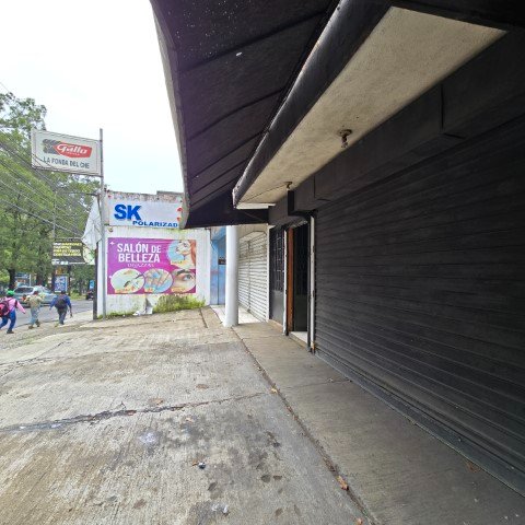 Local en Renta sobre Bulevar San Cristóbal Zona 8 Mixco

Clave interna:  PAL-023