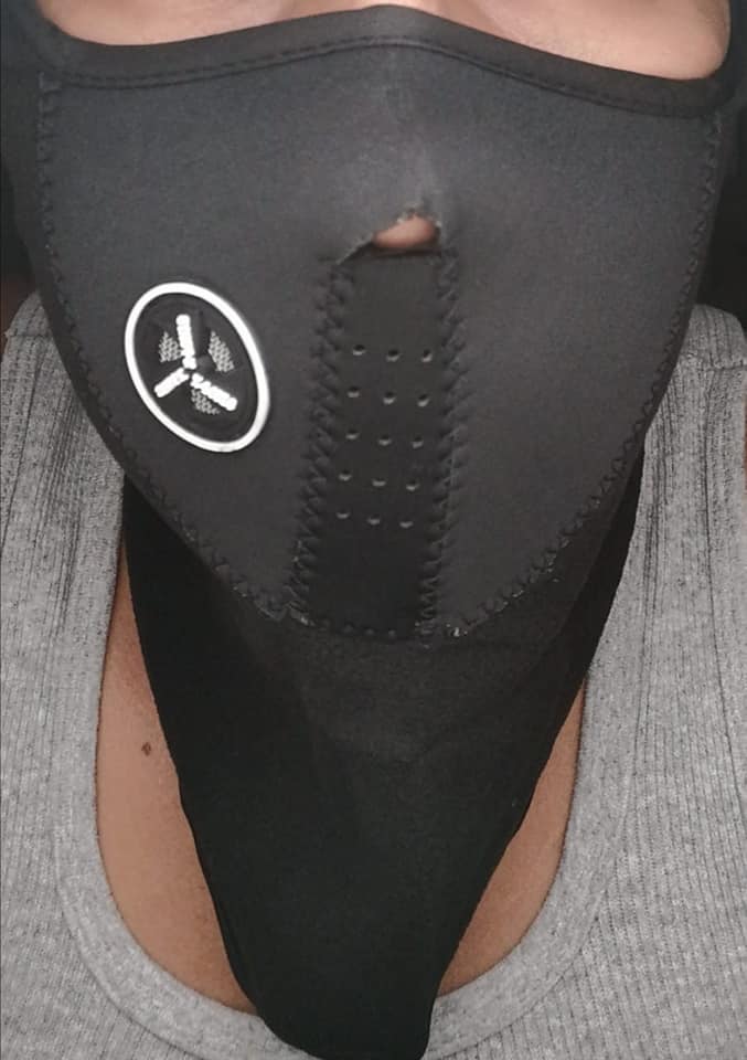 -CUBRE BOCAS MÁSCARAS Y MAS
 --------ENVÍOS----------
 1. En la capital pago con