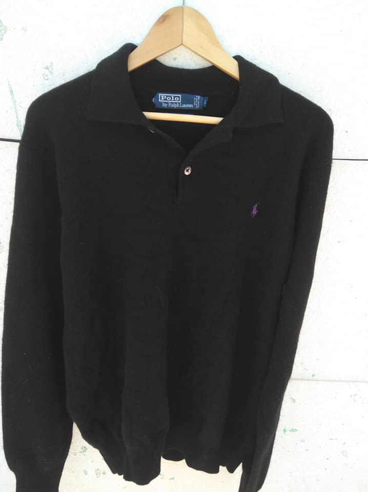 Disponible 
 Suéter lana
 Marca Polo RALPH LAUREN
 Estado 10/10
 Talla L
 Preci