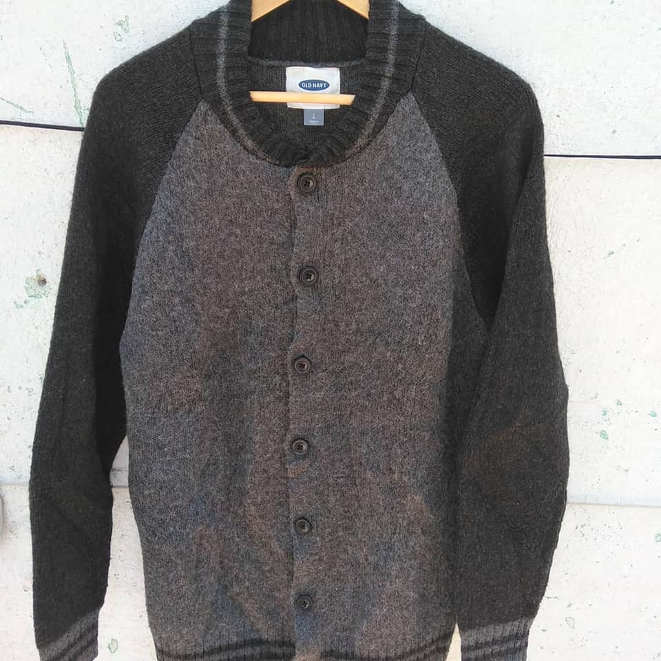 Disponible 
 SUDADERO caballero
 Marca Old Navy 
 Estado 10/10
 Talla L/G
 Prec