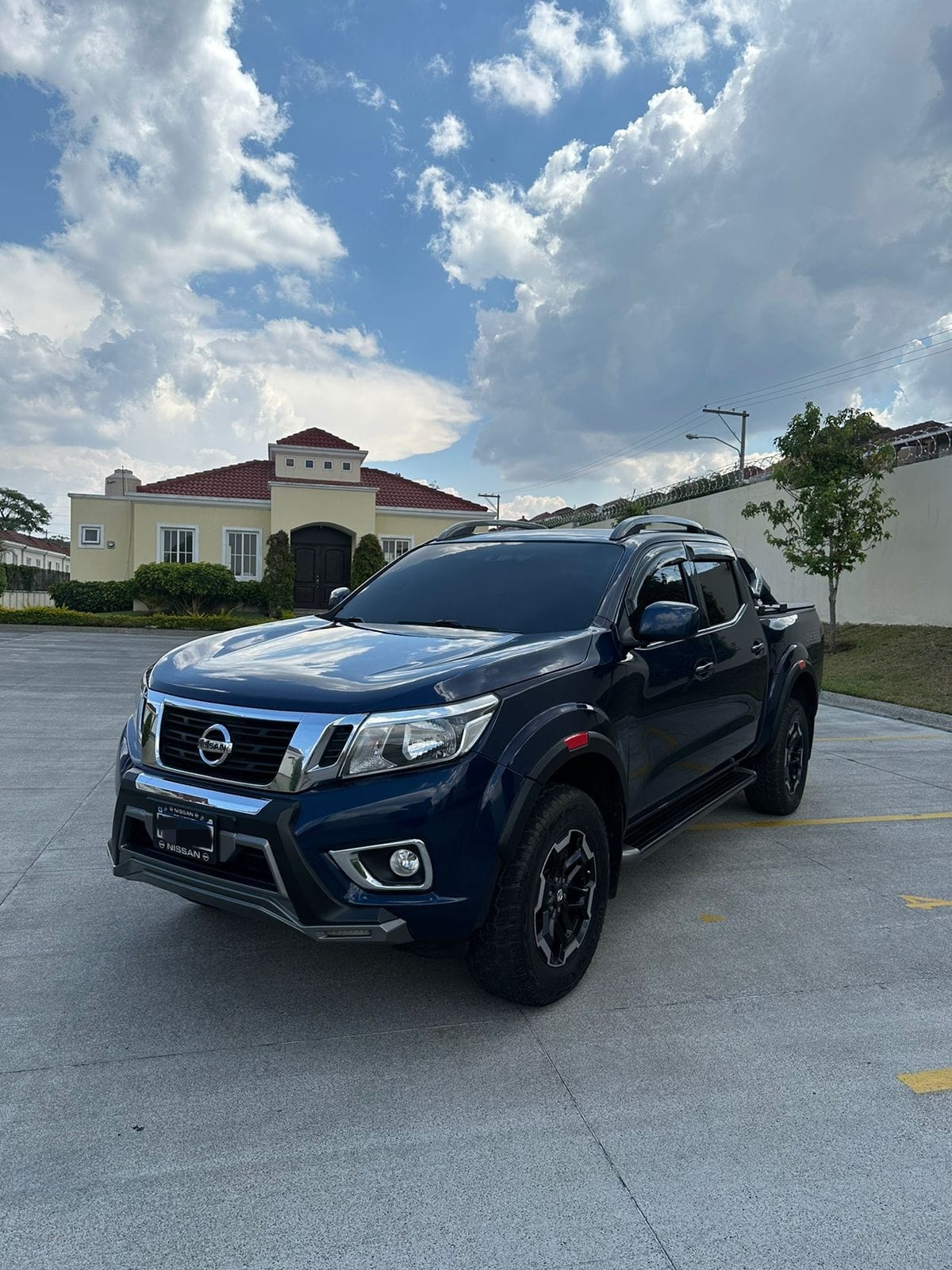 PRECIO Q184,990.00
NISSAN FRONTIER NP300 4X4 MODELO 2019 DE AGENCIA

No arriesgu