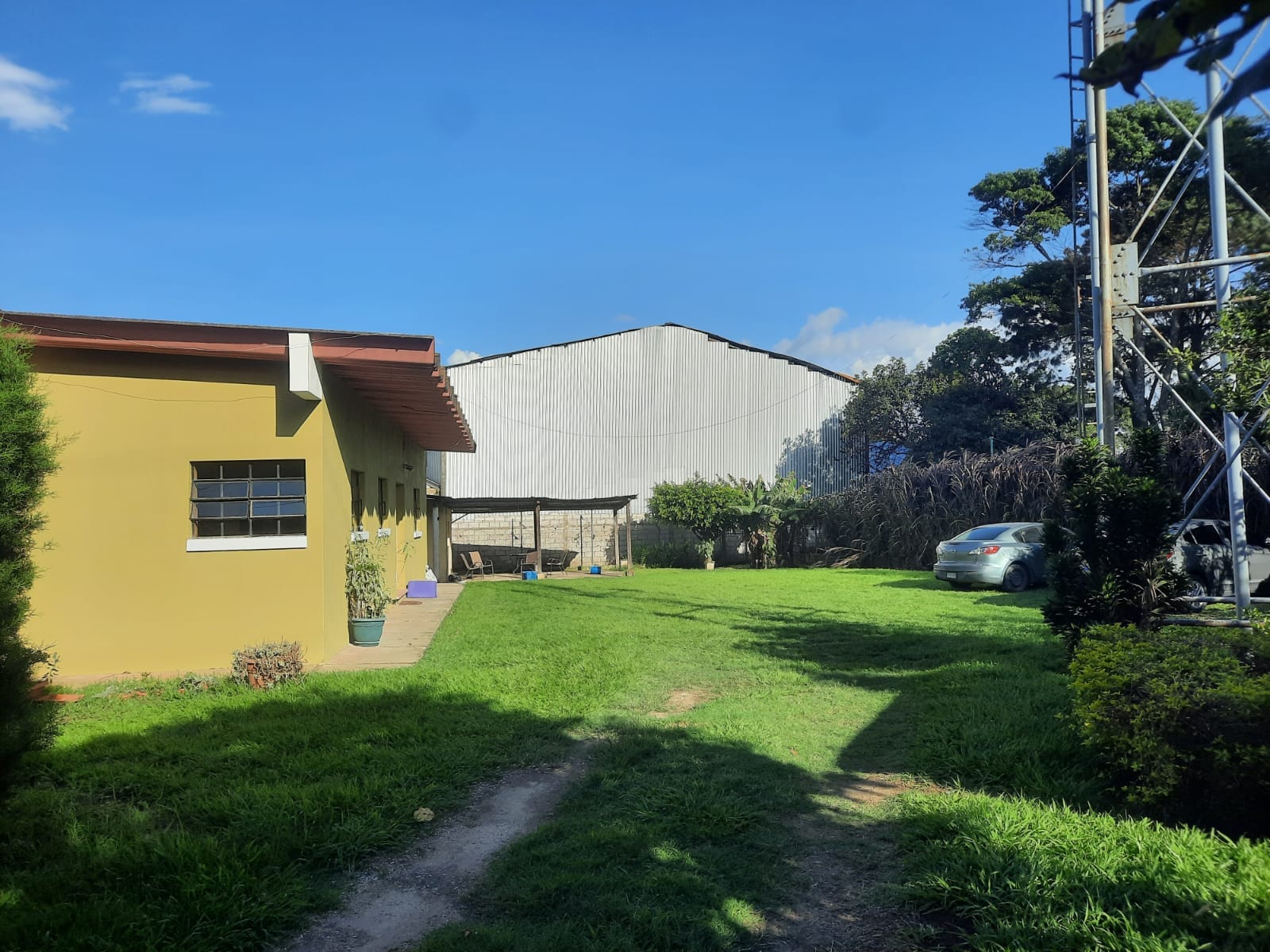 ALQUILO TERRENO - VILLA NUEVA
 CONTACTO DIRECTO: 47721302
RENTO/ TERRENO
 ZONA 4