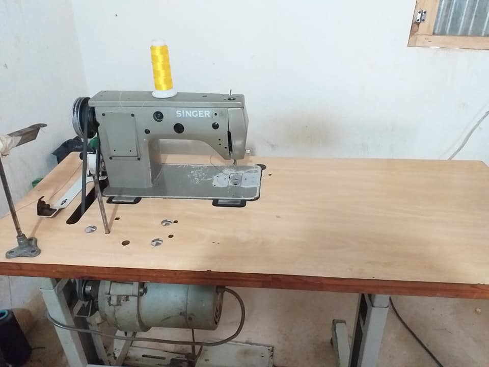 Vendo bonita maquina. Bordadora. 20-U. Super!! Ganga.informacion. al whatsapp.