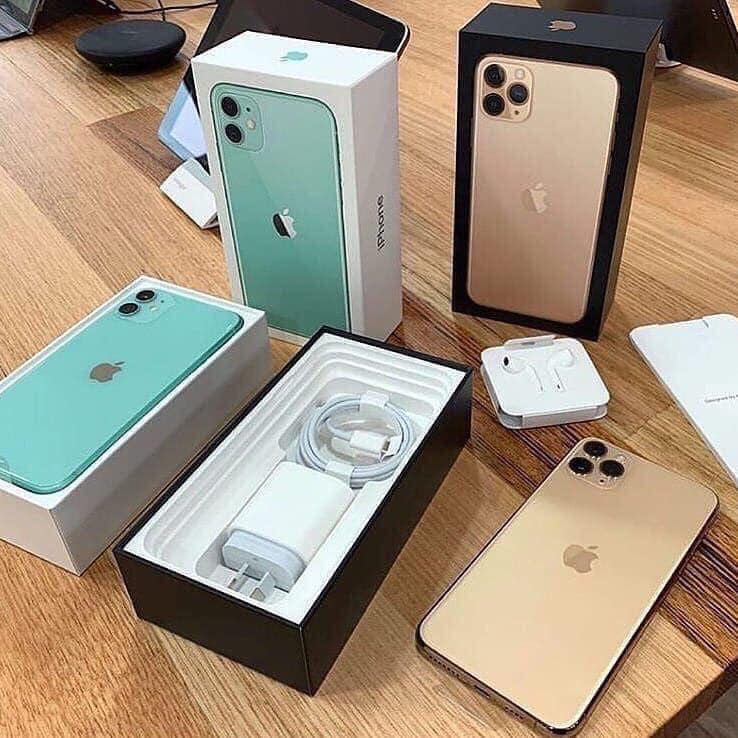 Apple iPhone 11 pro max 
 Cost 50000 rs with complete accessories 
 Serious buye
