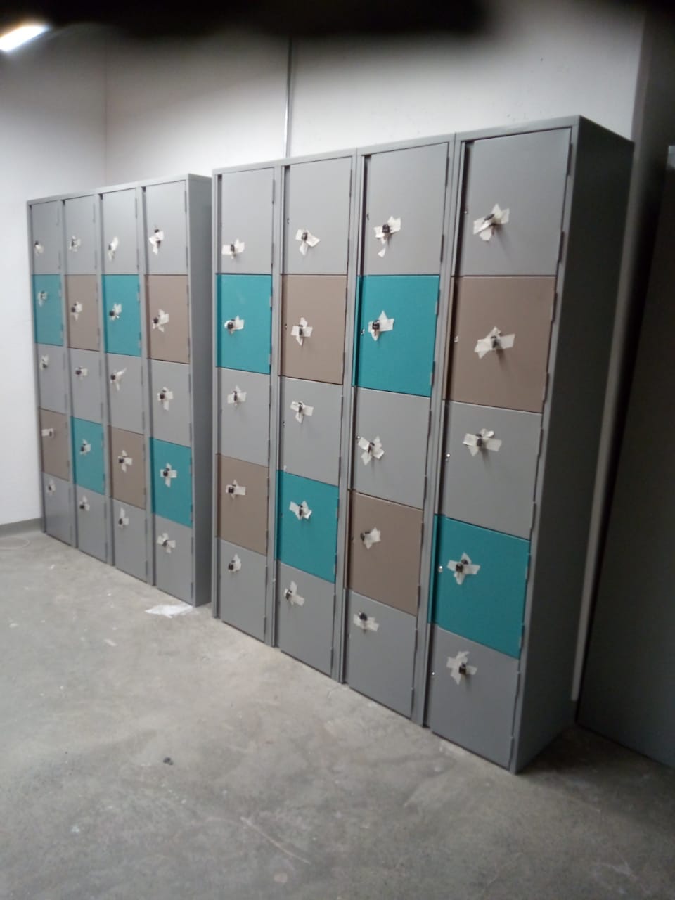 Un trabajo más finalizado 
 Quieres renovar el espacio de tu negocio o oficina??