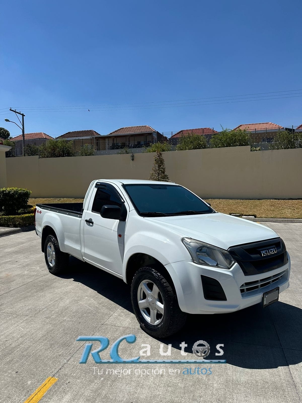 PRECIO Q159,990.00
ISUZU DMAX LS PALANGANA LARGA MODELO 2019

No arriesgue su in