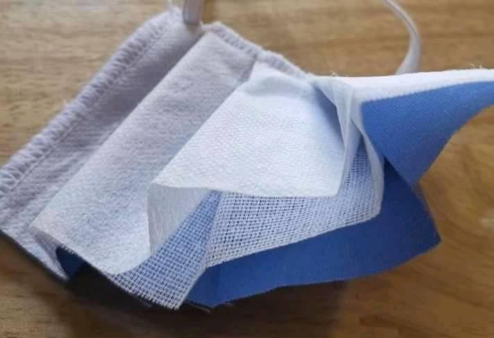 Mascarilla de TRES capas... Polipropileno...
     Embolsado y sellado..
 Hacemos