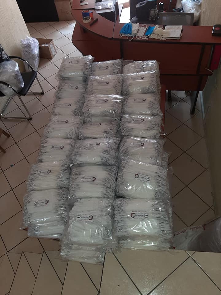 Buen día..
Les ofrezco máscarillas *Doble Filtró, Triple filtro.


*Trabajamos a