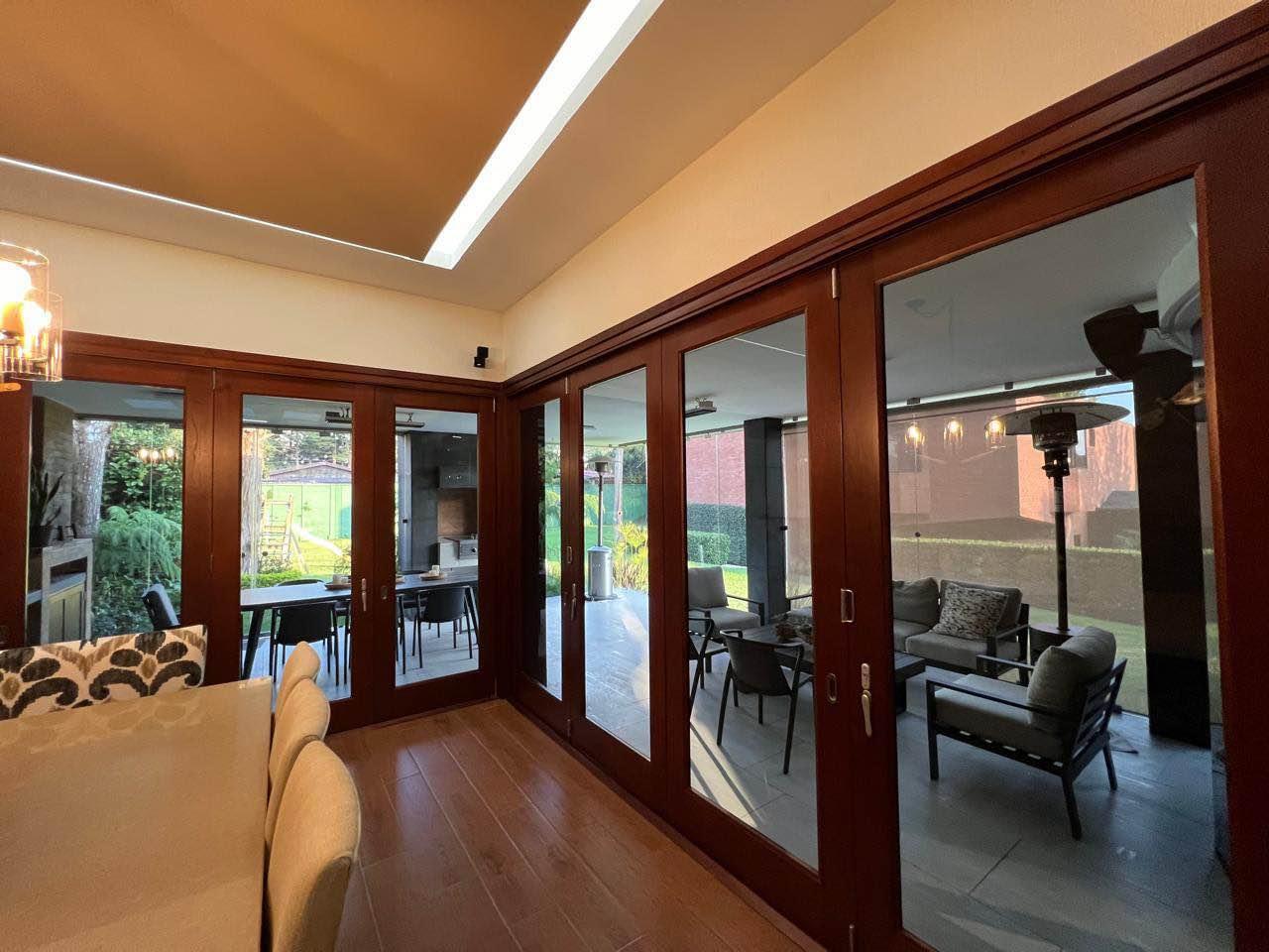 HERMOSA CASA EN VENTA EN CARRETERA A EL SALVADOR KM 17 DENTRO DE RESIDENCIAL EXC