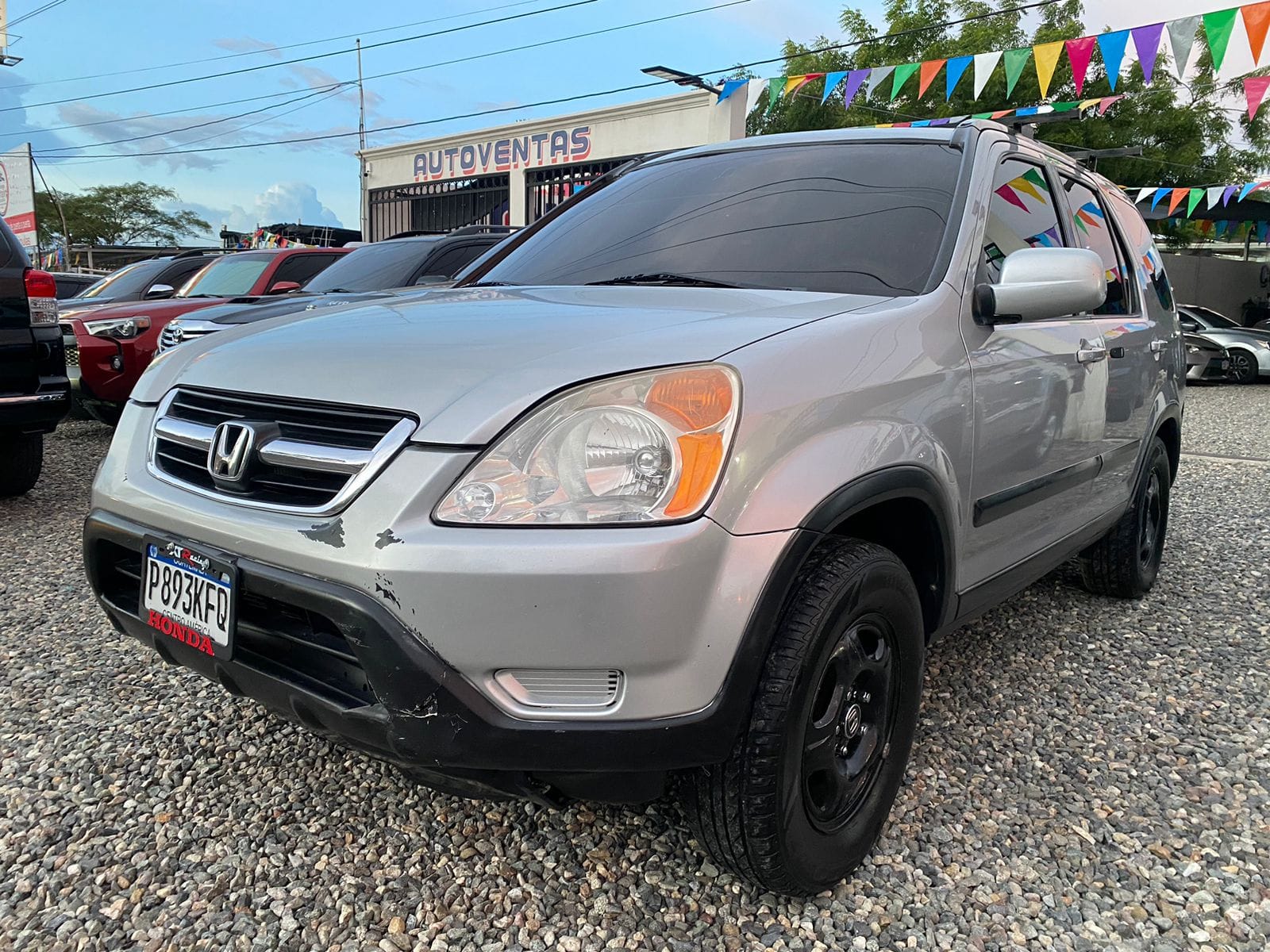 HONDA CRV 

✓C:C: 2.4 
✓AUTOMATICA
✓LLANTAS SEMINUEVAS
✓4X2 
✓MODELO 2004 
✓BIEN