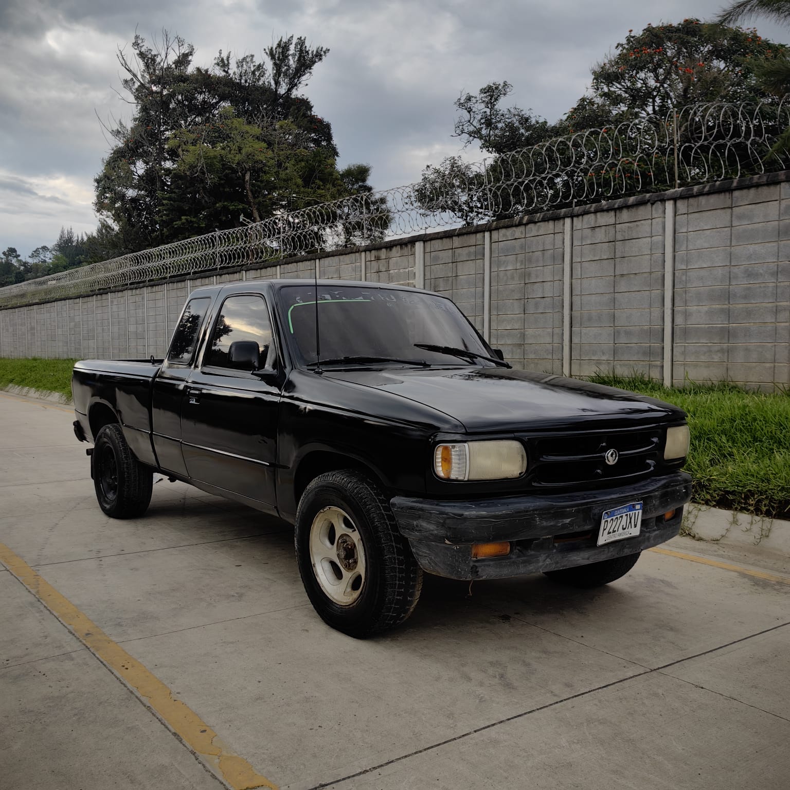 MAZDA B2300 1994
 MECANICO
 MOTOR 2.3cc
 A TODA PRUEBA
 PAPELES COMPLETOS
 TRASP