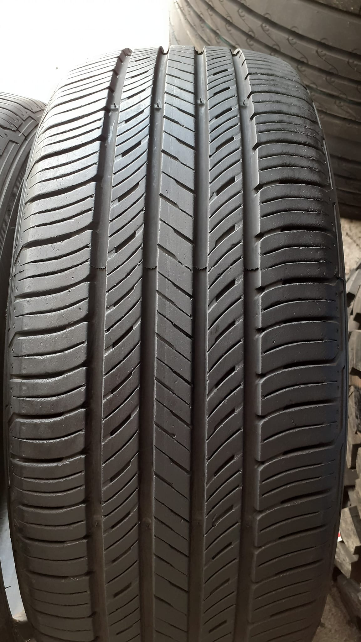 Importadora De Llantas Americanas 
#llantasseminuevas
Llantas garantizadas 
Desd