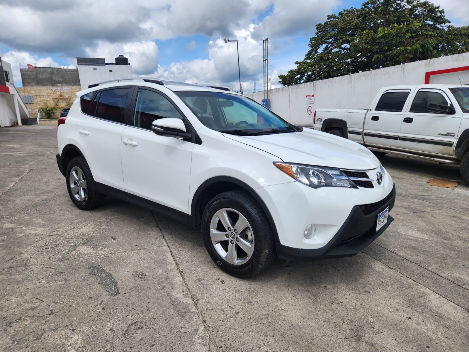 TOYOTA RAV  RAV- 4x2
Modelo 2015
Recién Ingresada
Automatica 
Motor 2.5 cc
Bolsa