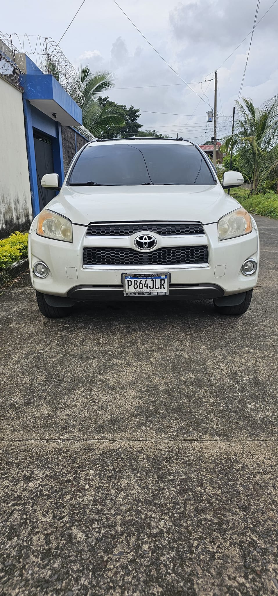 Toyota Rav4 2012 LIMITED
LA MÁS FULL
NUNCA CHOCADA
BOTÓN DE ARRANQUE 
 AUTOMÁTIC